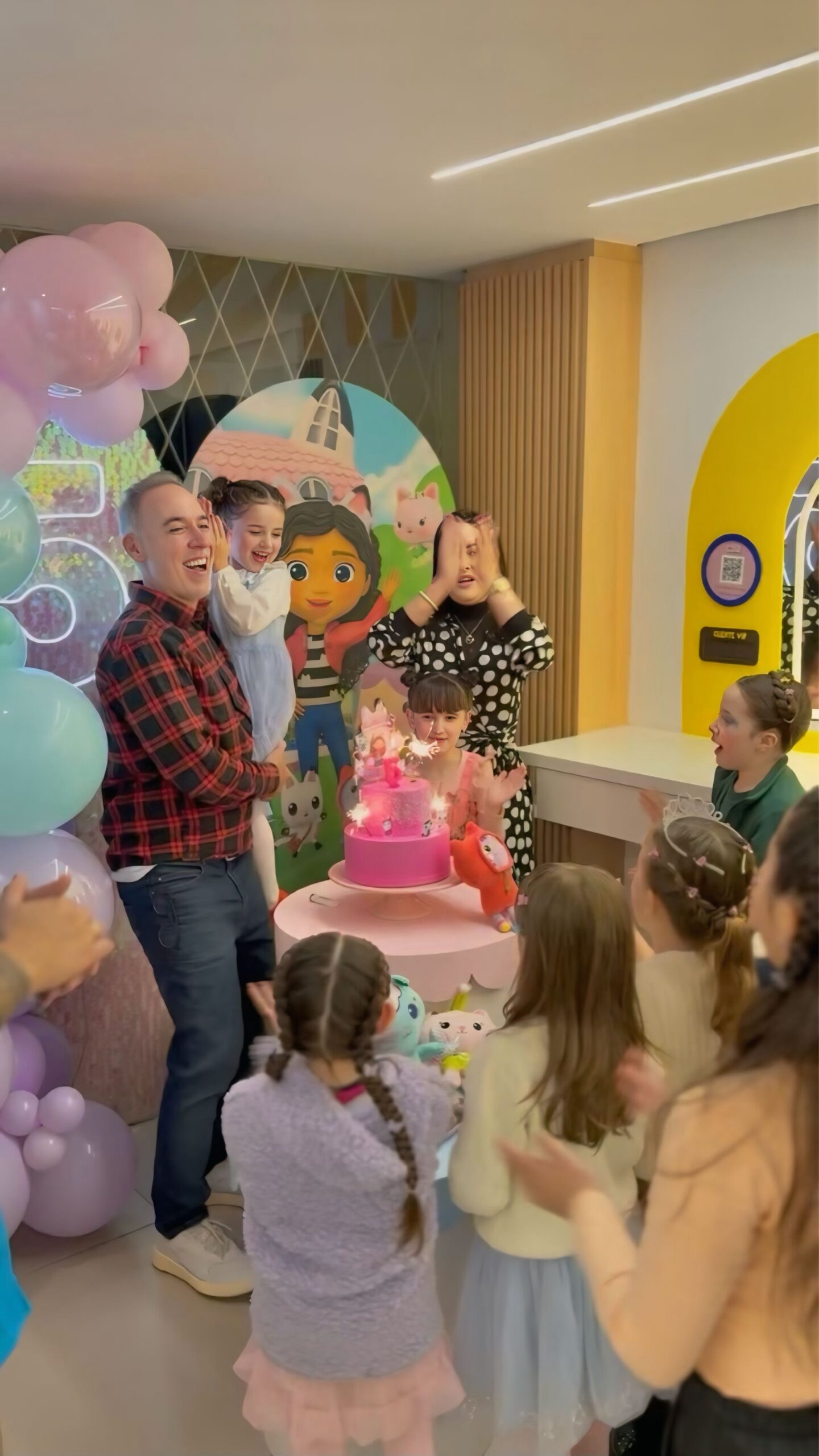 Dia de Princesa e Aniversário Infantil em Curitiba | Salão Tio Ge